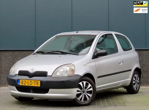Toyota Yaris 1.0 VVT-i 99.000 KM NAP